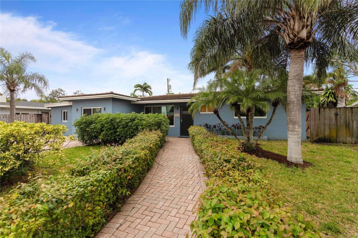 Property Photo:  3481 SW 18th Street  FL 33312 