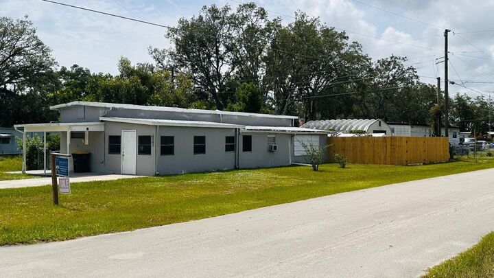 Property Photo:  4701 Ferdinand Avenue  FL 33870 