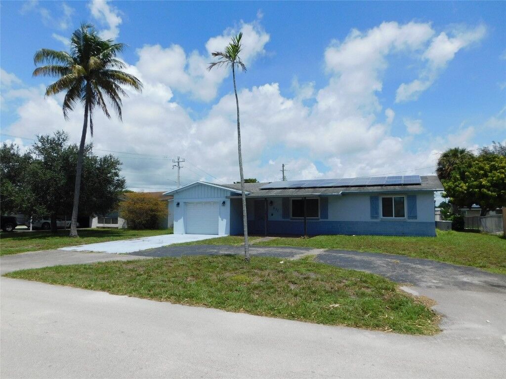 Property Photo:  931 NW 46th Street  FL 33309 