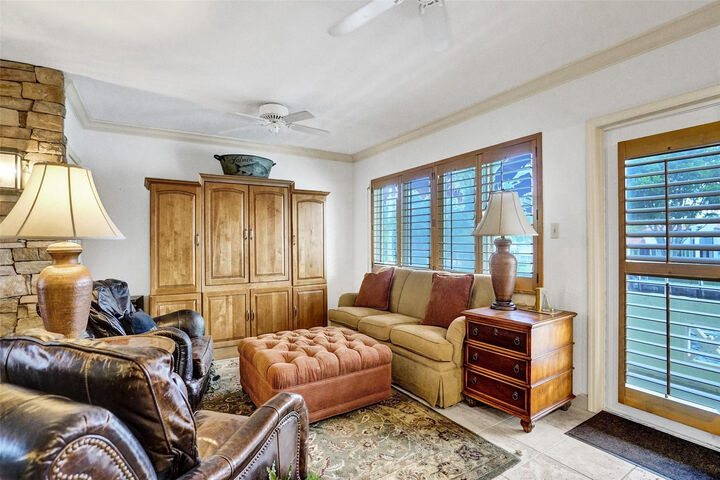 Property Photo:  1000 SE 4th Street 219  FL 33301 