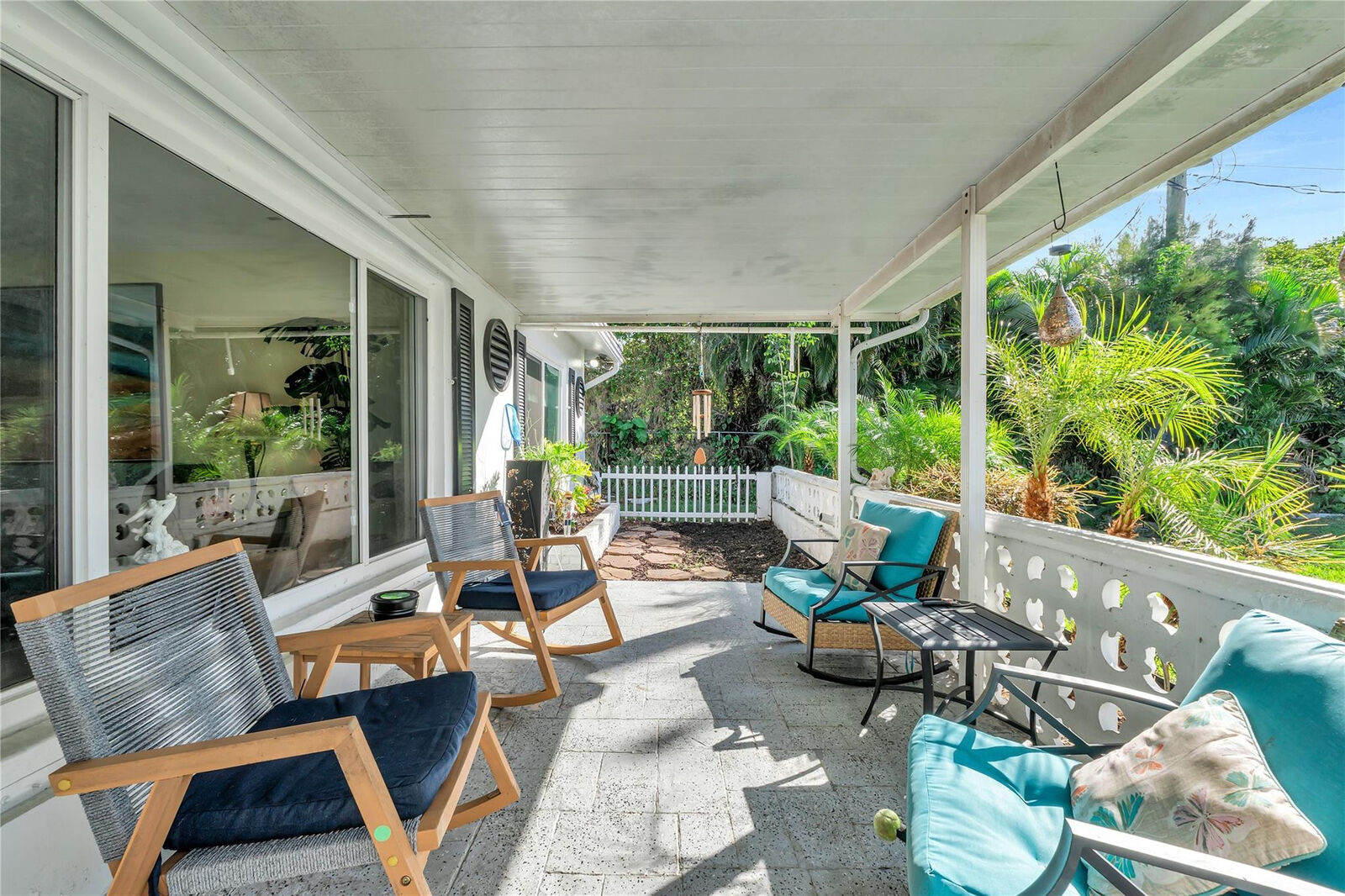 Property Photo:  101 NW 32nd Court  FL 33064 