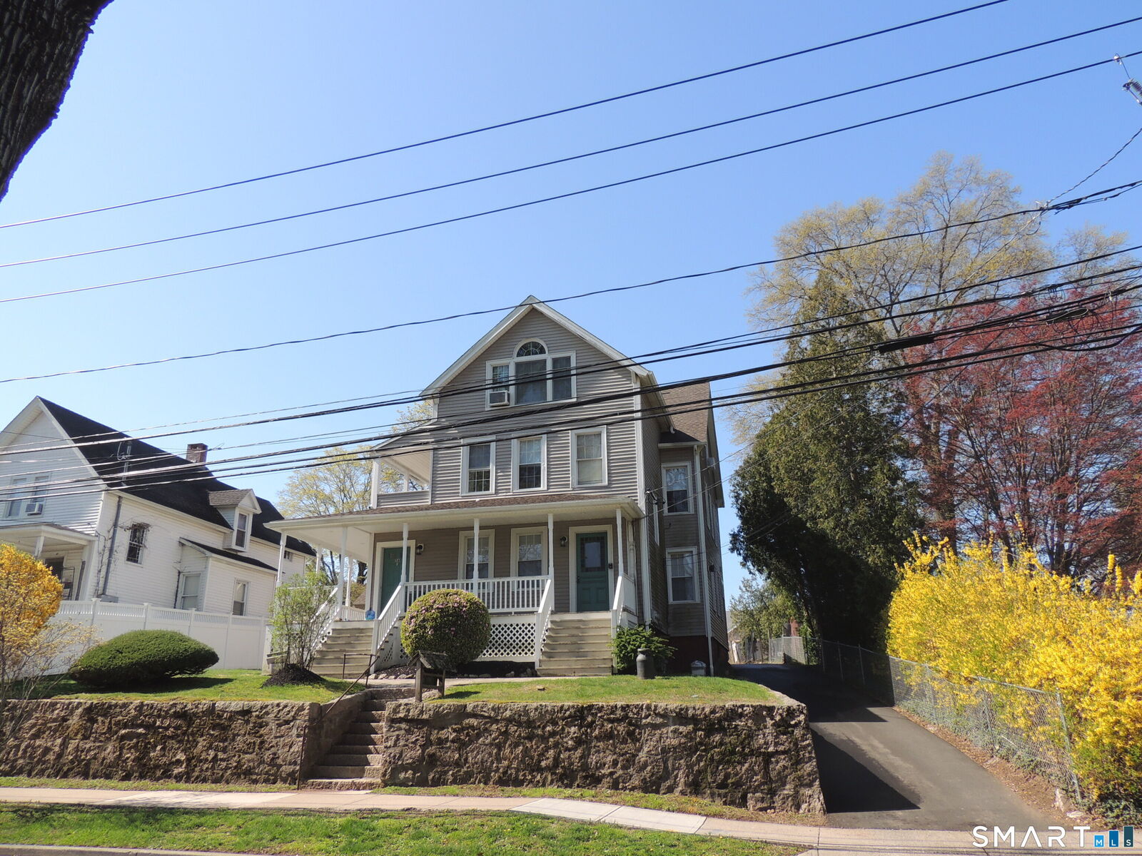 Property Photo:  56-58 Harrison Avenue 2  CT 06405 