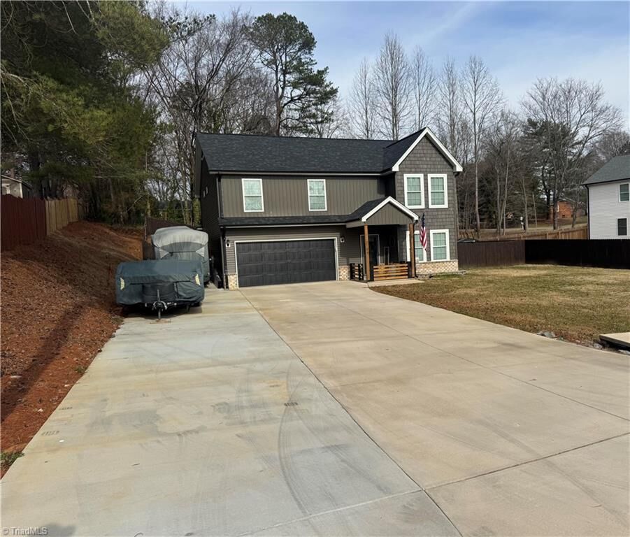 Property Photo:  2709 Farmbrook Road  NC 27103 