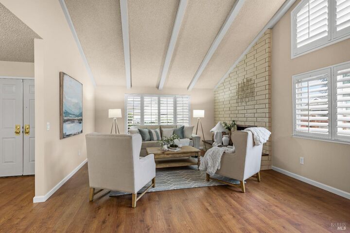 Property Photo: 8853 Oak Trail Court CA 95409