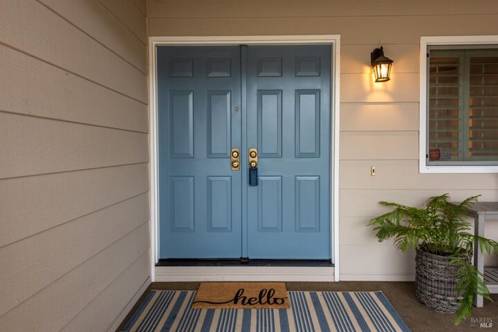 Property Photo: 8853 Oak Trail Court CA 95409