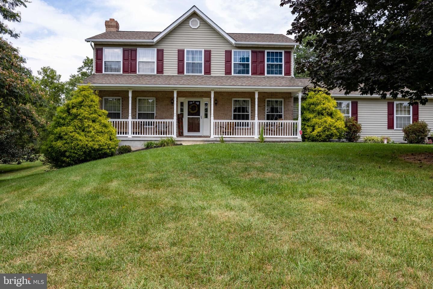 Property Photo:  525 Appian Way  WV 25403 