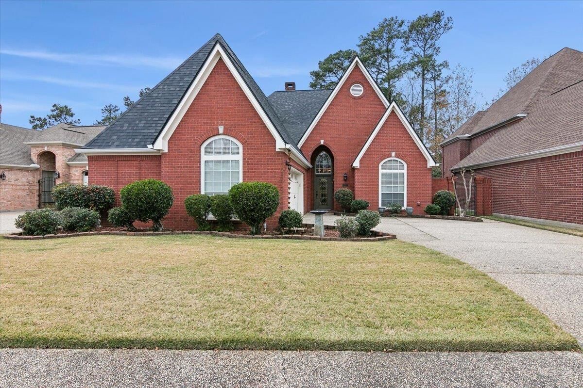 Property Photo: 6401 Steeple Chasse TX 77632