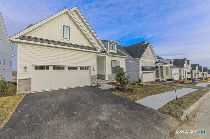 Property Photo:  35 Lookout Ridge 35  CT 06810 