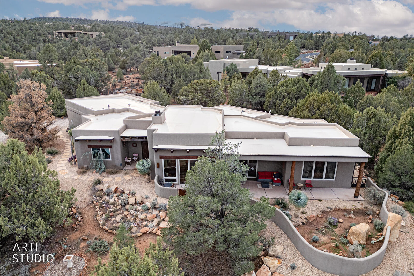 Property Photo:  731 N Rock Garden Ln  UT 84783 