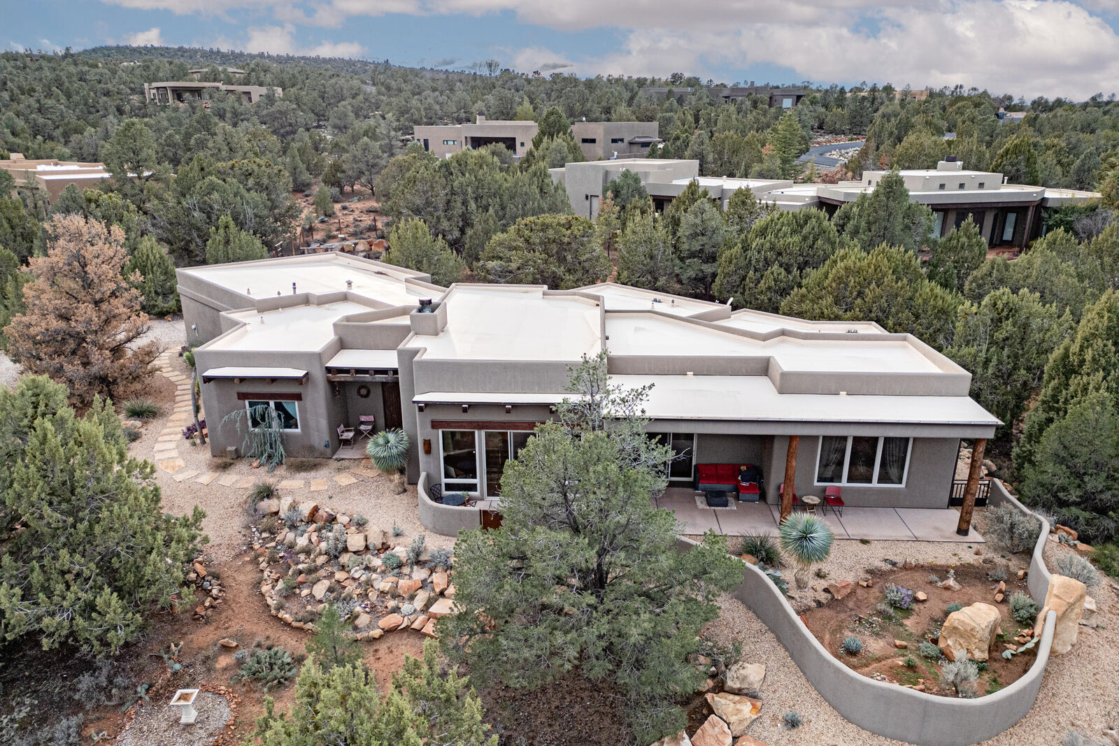 Property Photo:  731 N Rock Garden Ln  UT 84783 