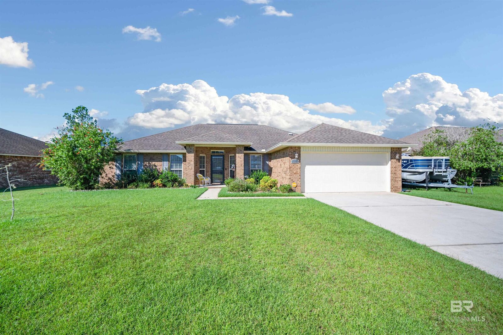 Property Photo: 15405 Hearthstone Drive AL 36535