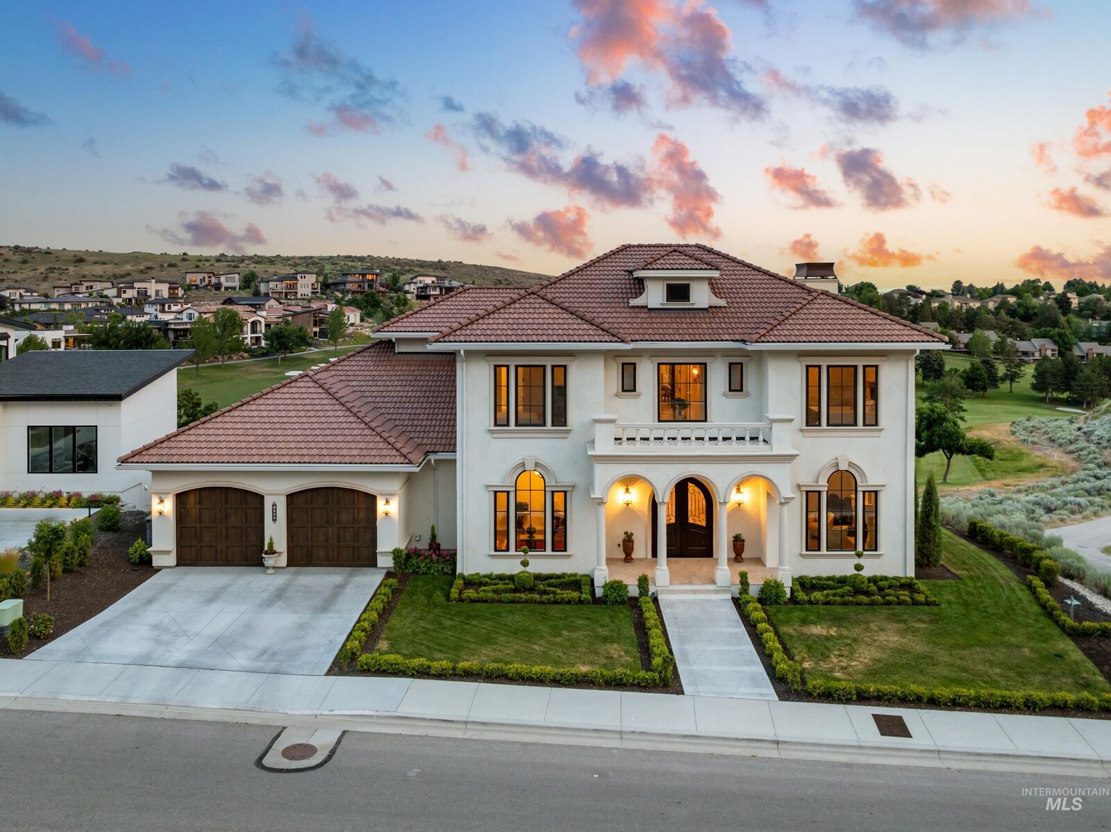 Property Photo:  1083 E Chardie Rd  ID 83702 