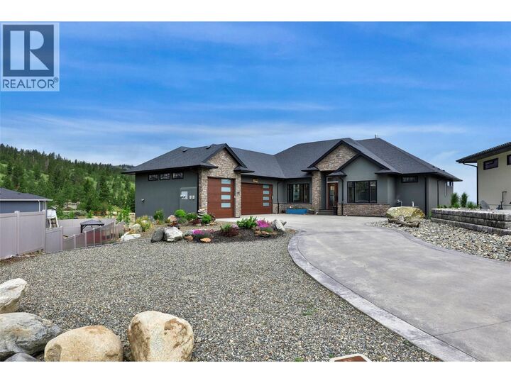Property Photo: 1314 Myra Place BC V2E 0C3