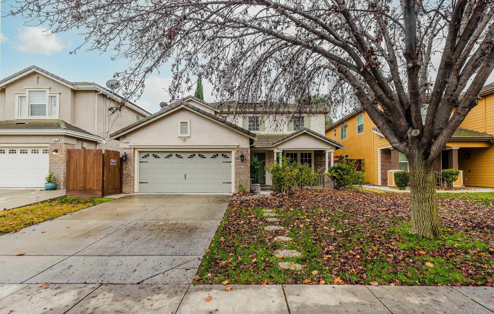 Property Photo:  232 Kelley Mist Ln  CA 95377 