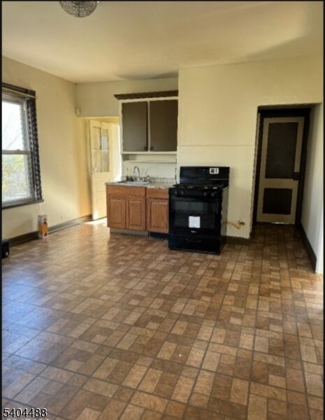 Property Photo: 78 N 5th St NJ 07524