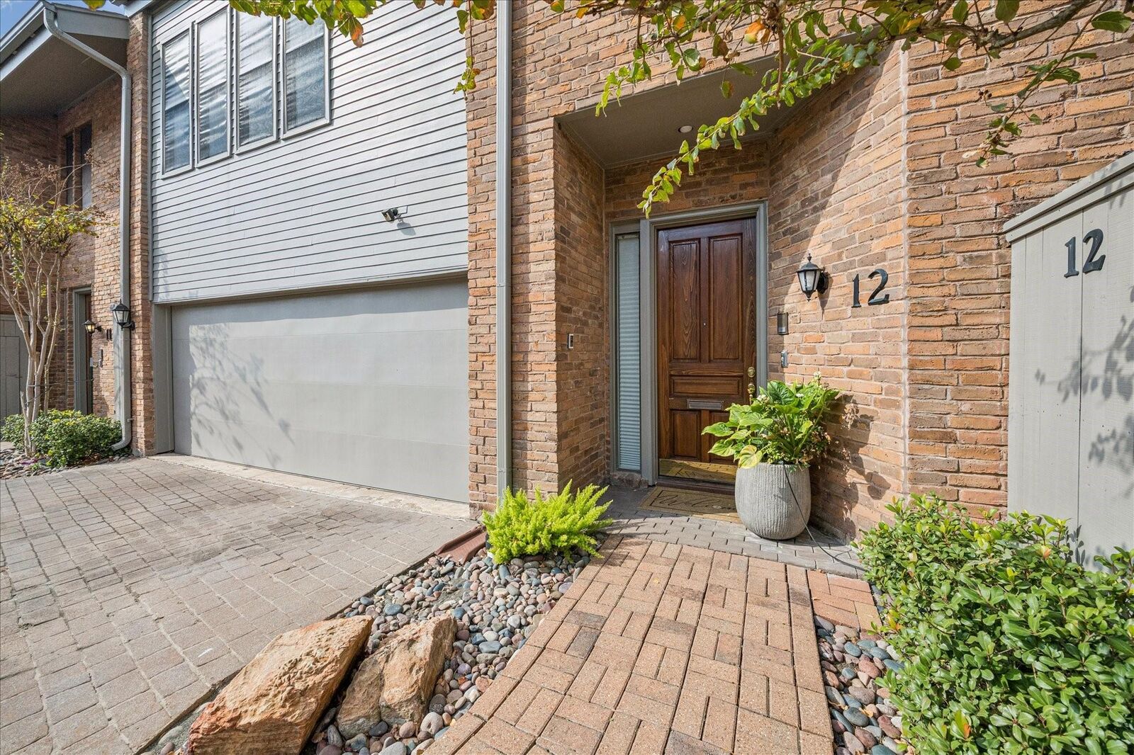 Property Photo:  6000 Sugar Hill Drive 12  TX 77057 