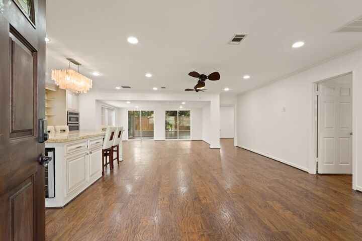 Property Photo: 4526 Benning Drive TX 77035