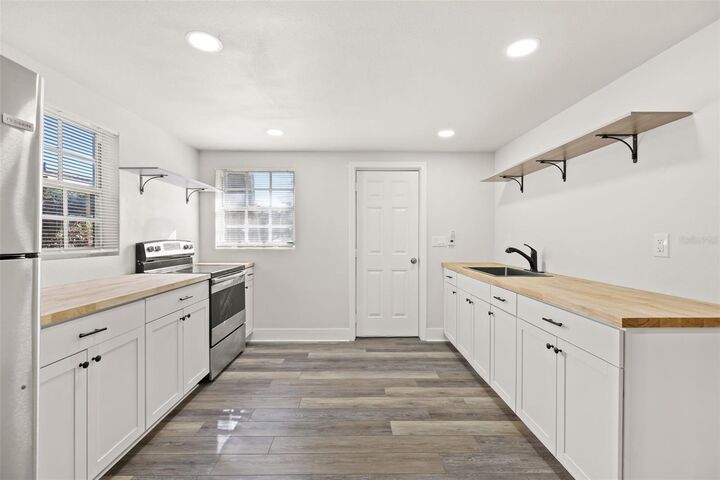 Property Photo:  3817 W Bay To Bay Boulevard B  FL 33629 