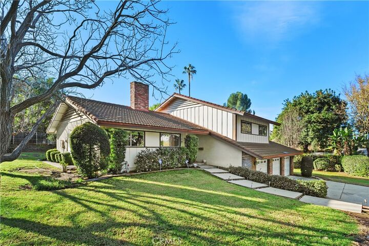 Property Photo:  1194 Lyndhurst Drive NW  CA 92506 