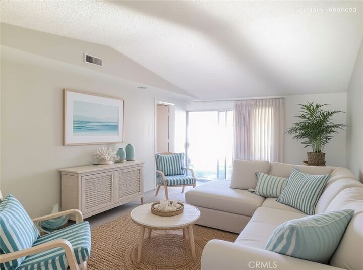 Property Photo:  749 Avenida Majorca  CA 92637 