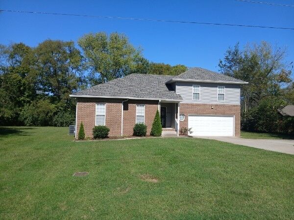 Property Photo:  1603 Elizabeth Rd  TN 37218 