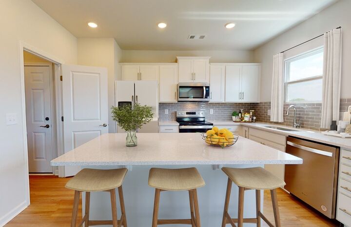 Property Photo:  486 Jet Stream Dr  TN 37086 