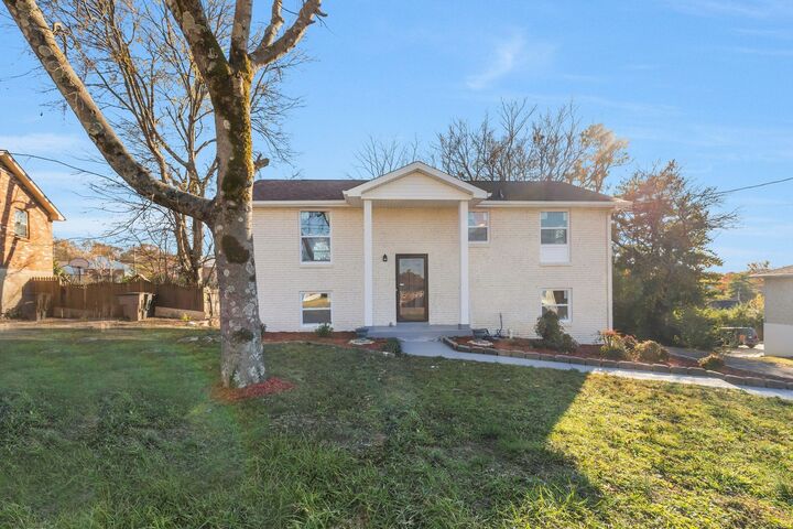 Property Photo:  309 Kern Dr  TN 37211 