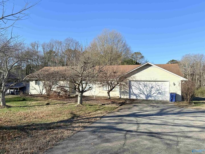 Property Photo: 829 10th Street NW AL 35016