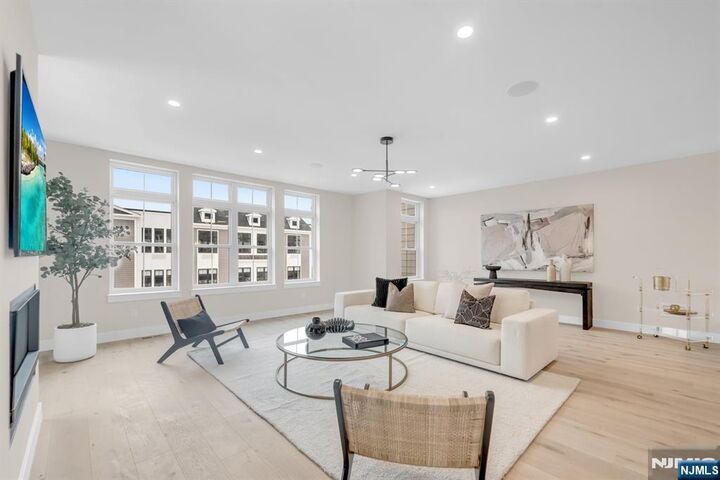 Property Photo:  188 Broadway 6  NJ 07677 