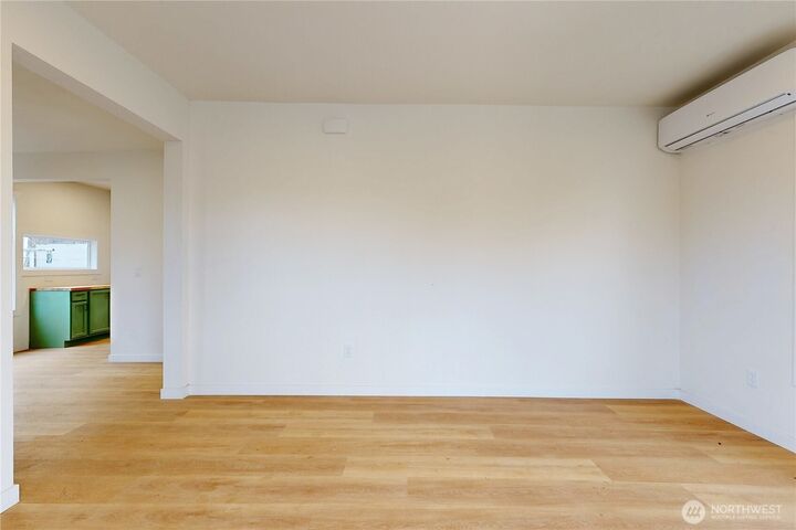 Property Photo: 407 W Pine Street WA 99362