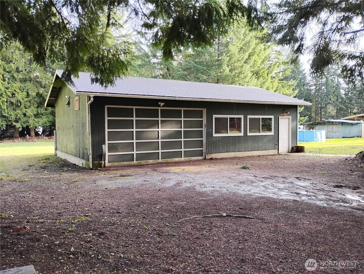 Property Photo:  22721  149th Avenue E  WA 98338 