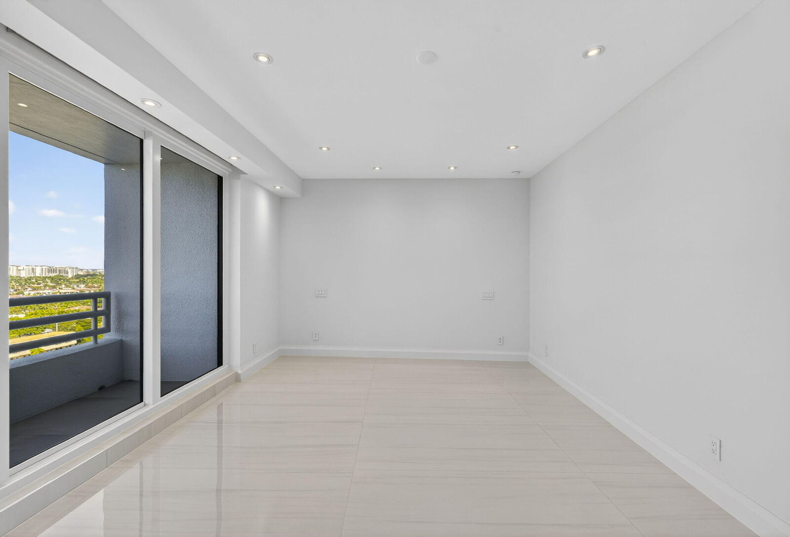 Property Photo:  1500 S Ocean Boulevard 1602  FL 33432 