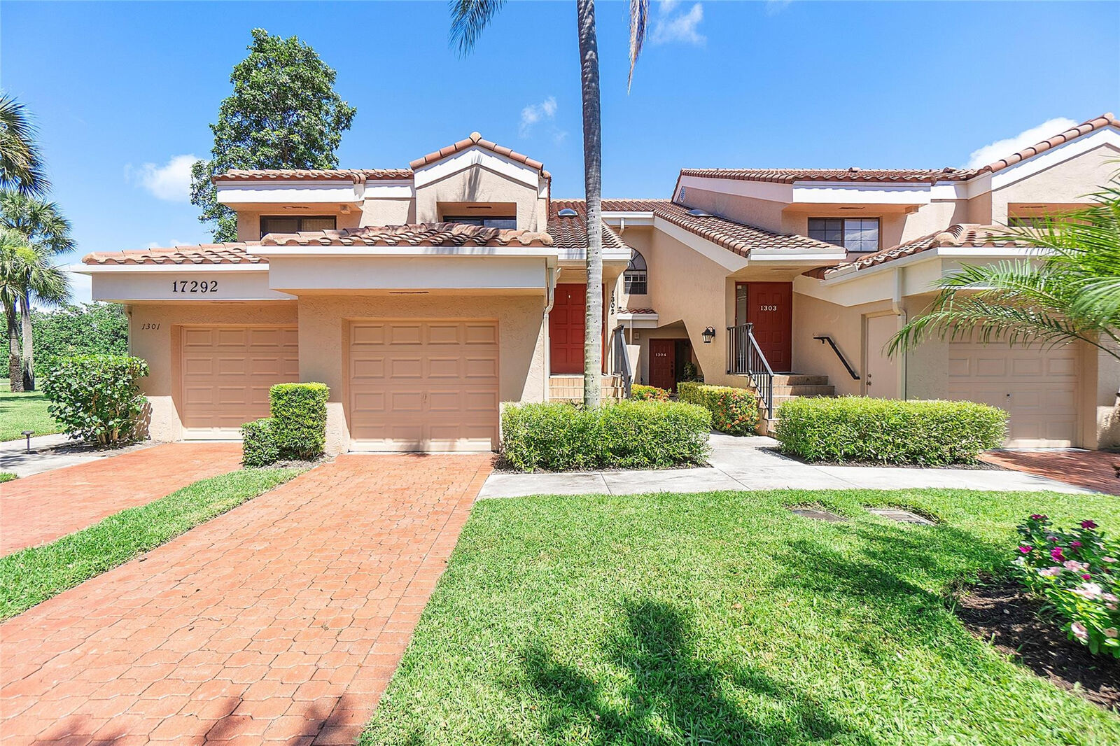 Property Photo:  17292 Boca Club Boulevard 1302  FL 33487 