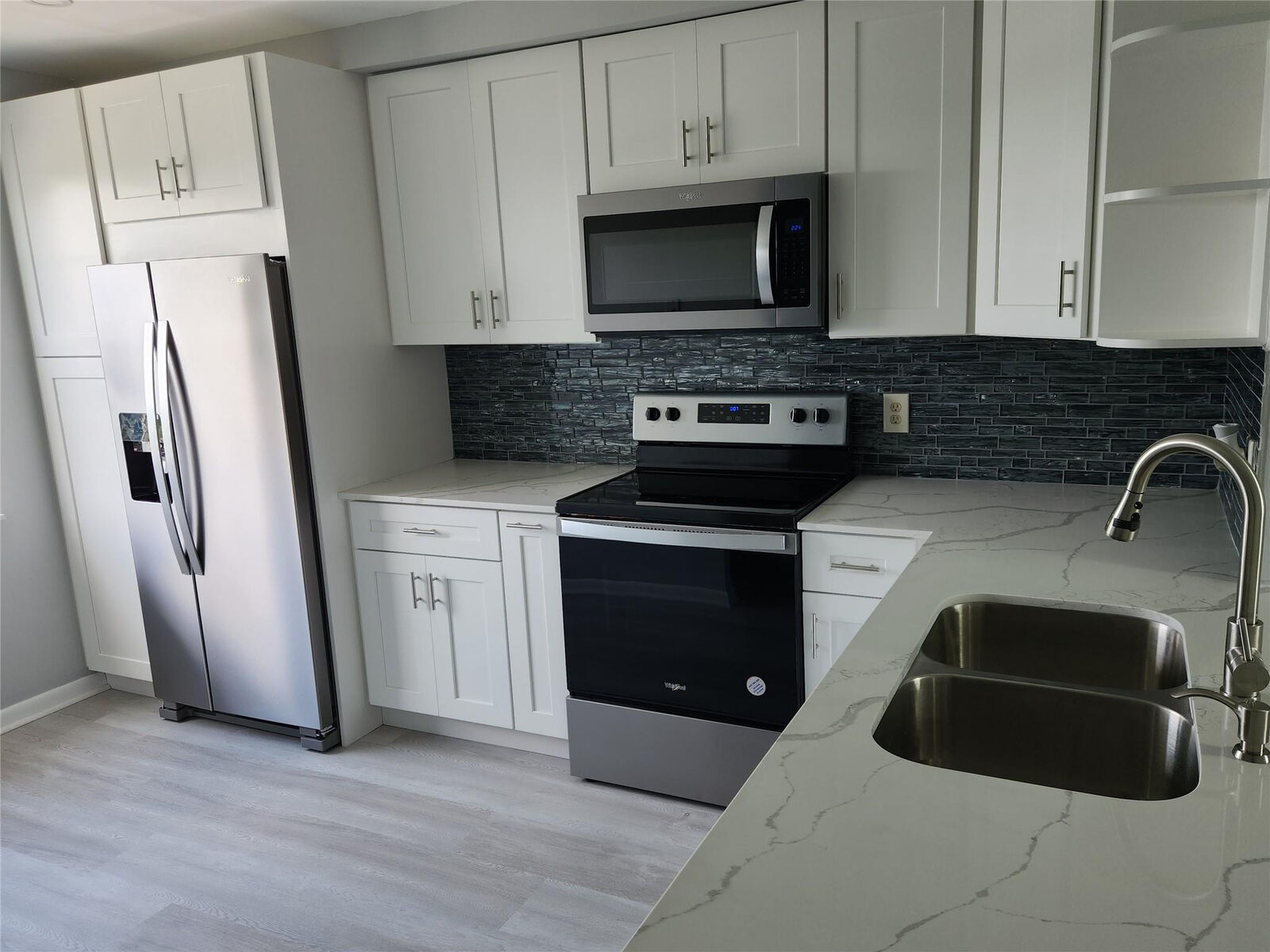 Property Photo: 4036 Exeter B 4036 FL 33434