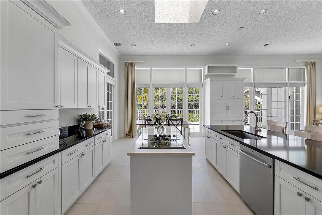 Property Photo:  1901 Preston Trail  FL 33071 