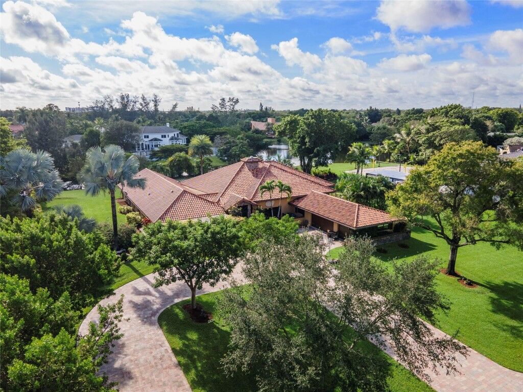 Property Photo:  4131 NW 101st Drive  FL 33065 