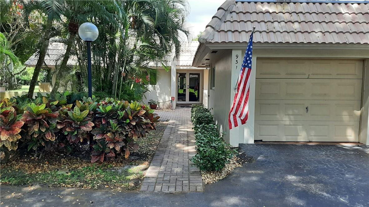 Property Photo:  931 Cypress Grove Drive 931  FL 33069 