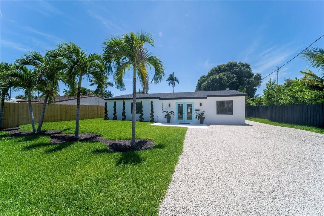 Property Photo:  1000 Citrus Isle  FL 33315 