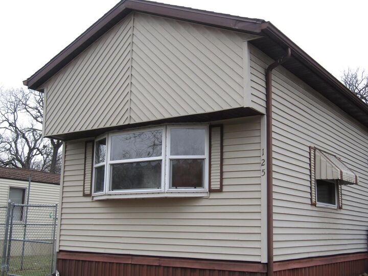 Property Photo: 125 Falling Creek Circle 125 WI 53548