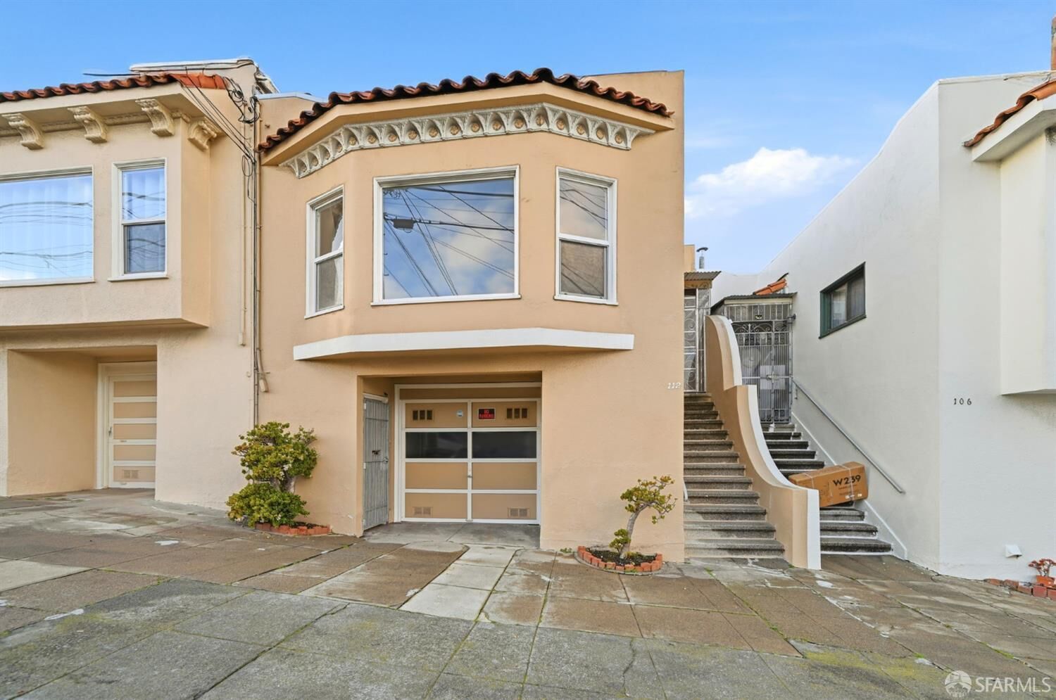 Property Photo:  112 Ellington Avenue  CA 94112 