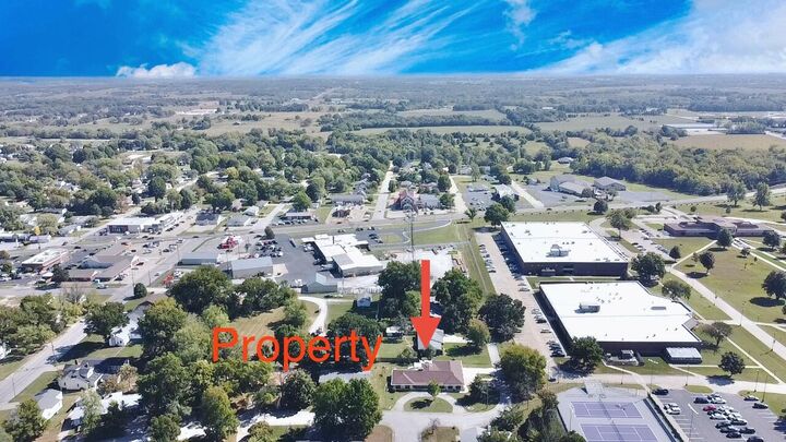 Property Photo:  1118 S Main Avenue  MO 65613 