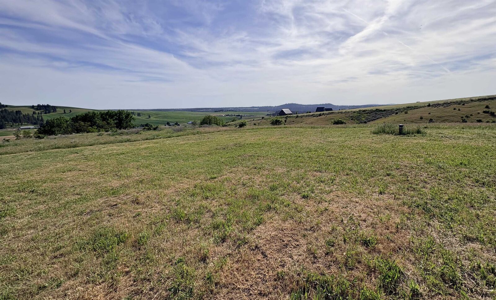Property Photo: 10990 S Fruit. Appx St WA 99223