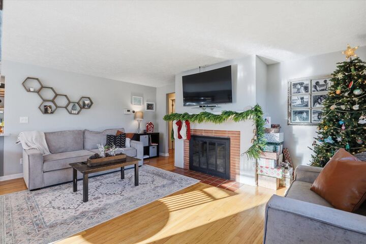 Property Photo:  417 N Burns Rd  WA 99216 