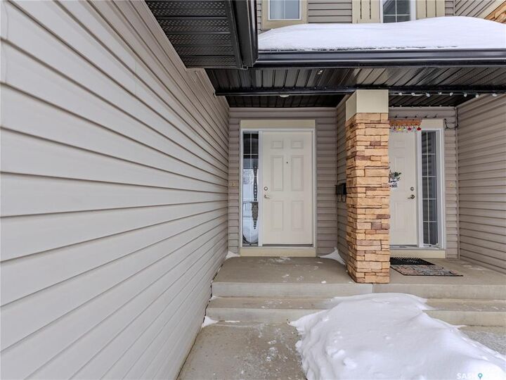 Property Photo: 615 Lynd Crescent 410 SK S7T 0G8