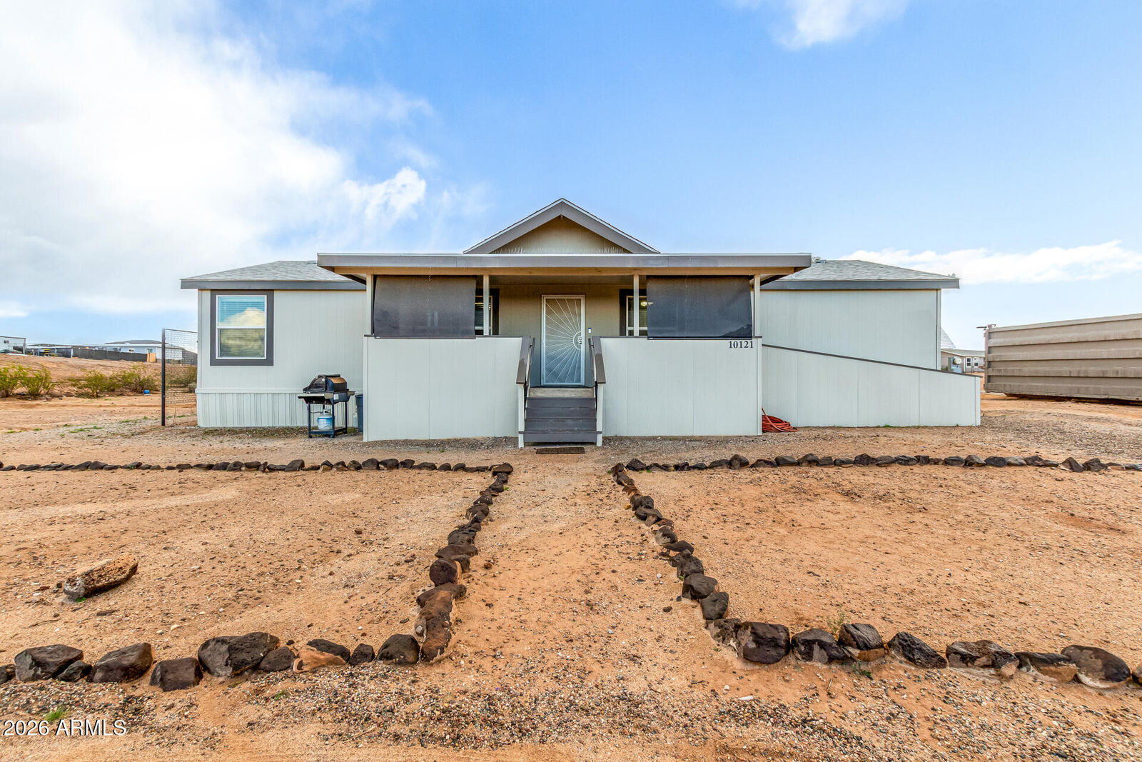 Property Photo: 10121 S 353rd Avenue AZ 85322