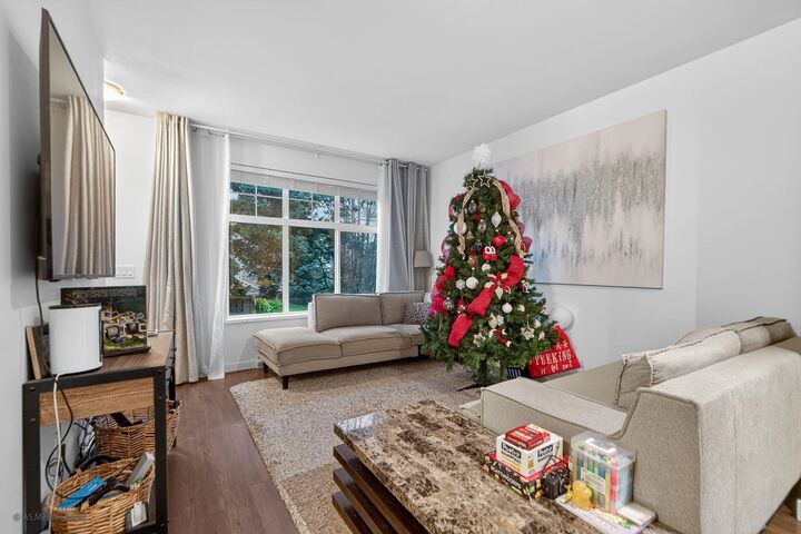 Photo de la propriété:  16323 15 Avenue 20  BC V4A 0C5 