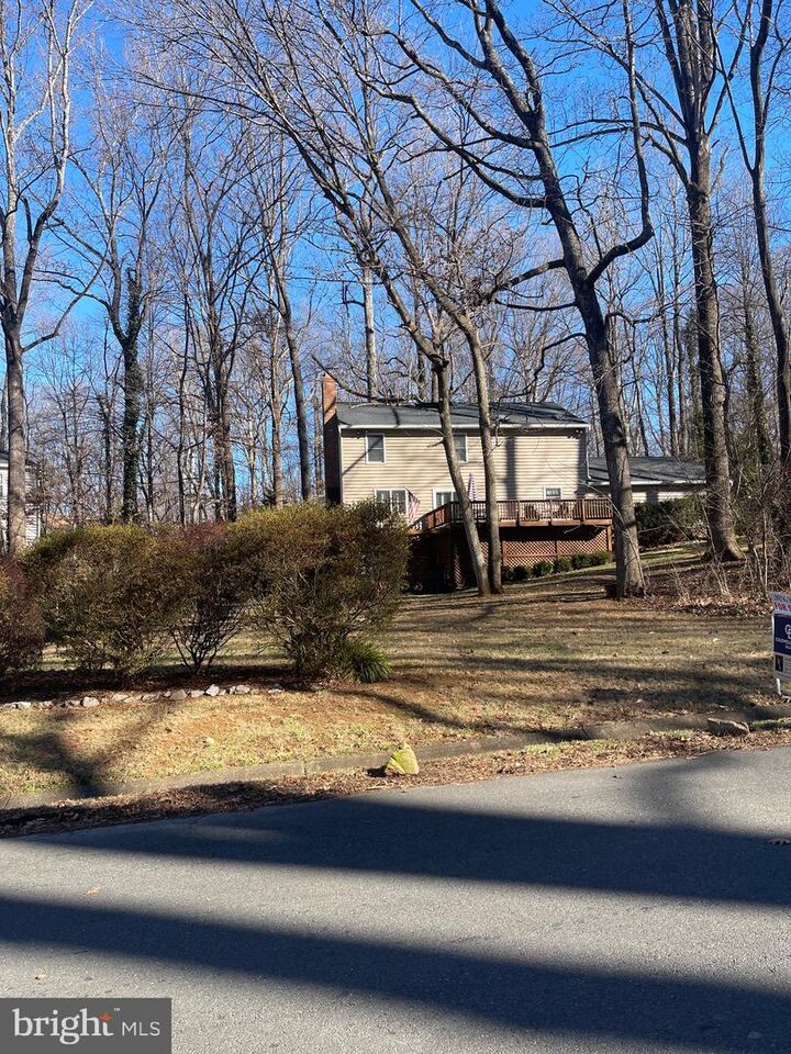 Property Photo:  15794 Beacon Hill Place  VA 22025 