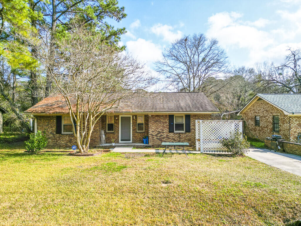 Property Photo:  217 Ruth Anne Drive  SC 29483 