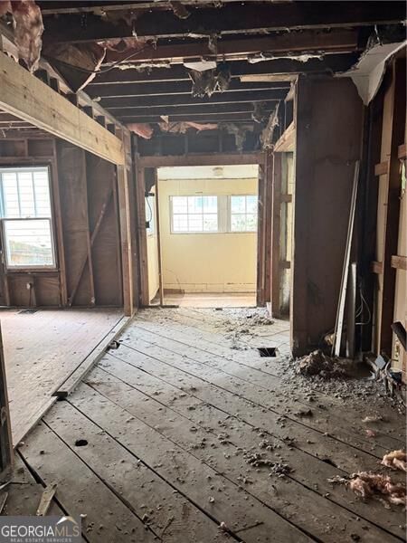 Property Photo:  643 Sycamore Drive  GA 30030 