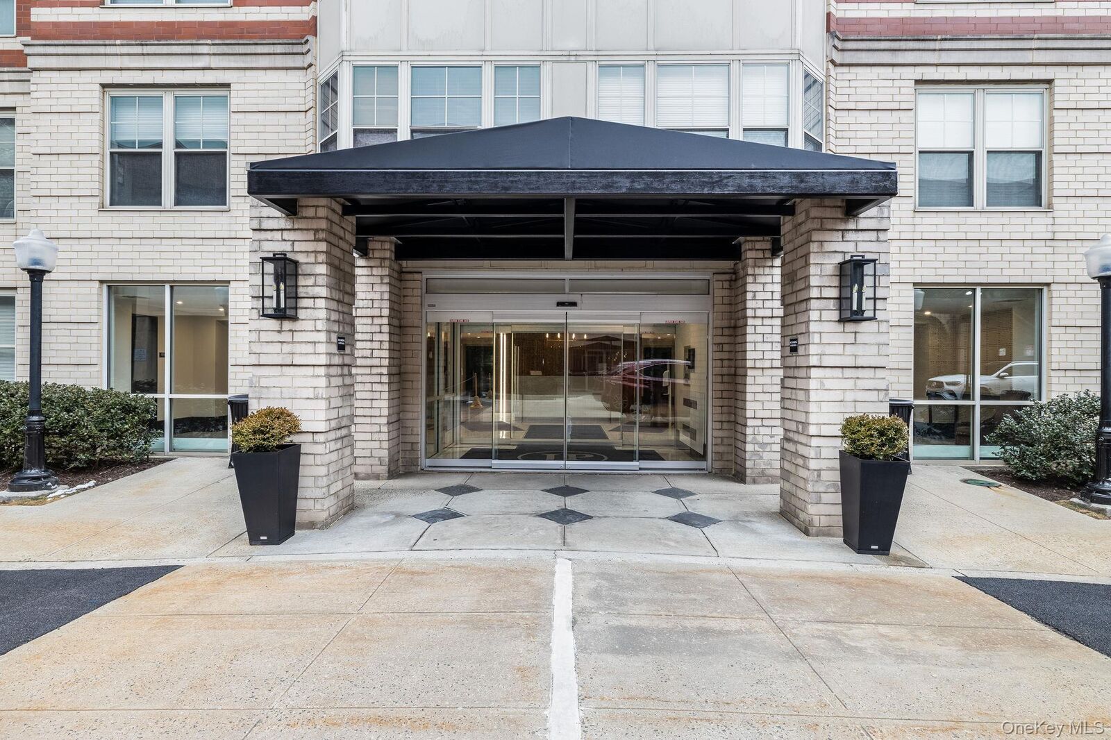 Property Photo:  300 Mamaroneck Avenue 417  NY 10605 